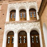 حیات اندرونی خانه کرد